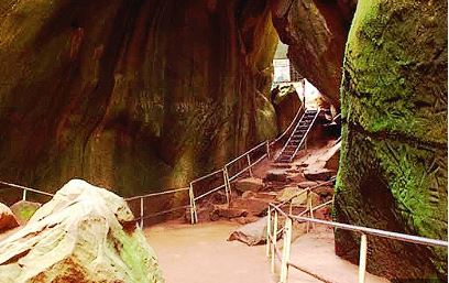 Edakkal Caves Inside